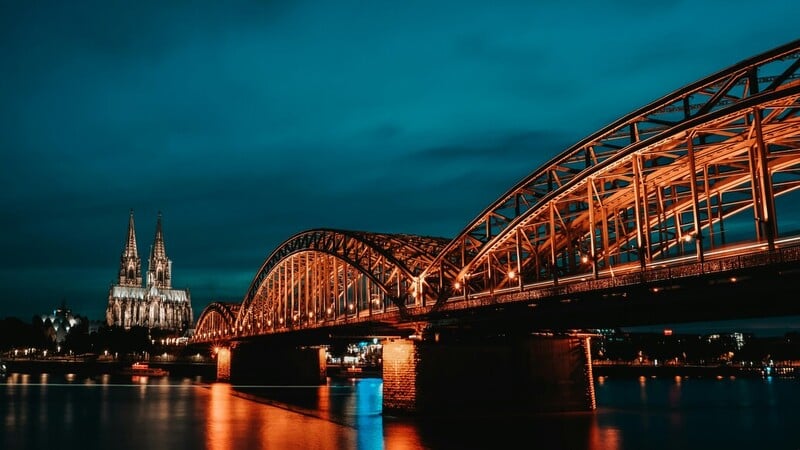 Köln Skyline Hohenzollernbrücke Dom