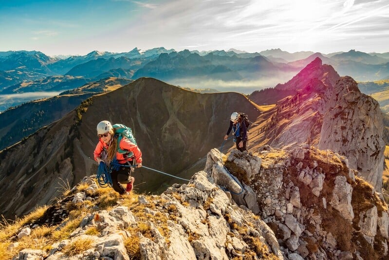 Bergsteiger mit Helm