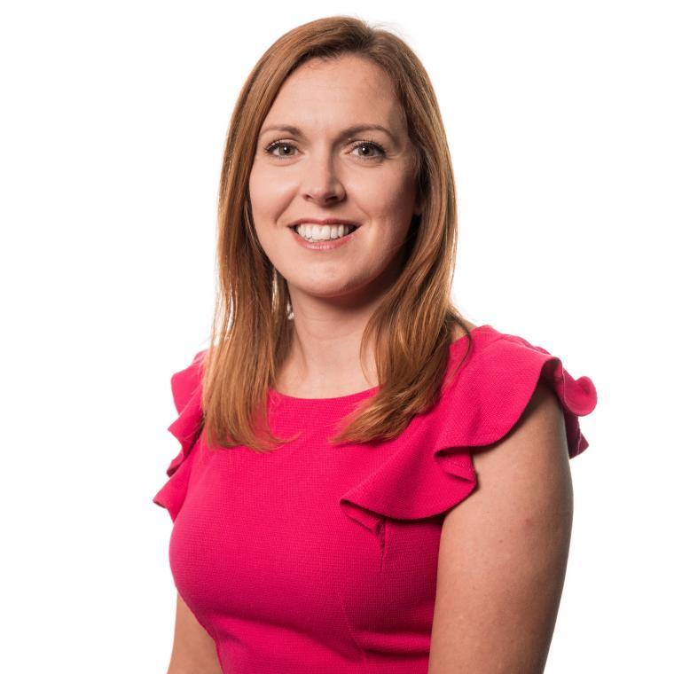 Photo of Samantha Hunter