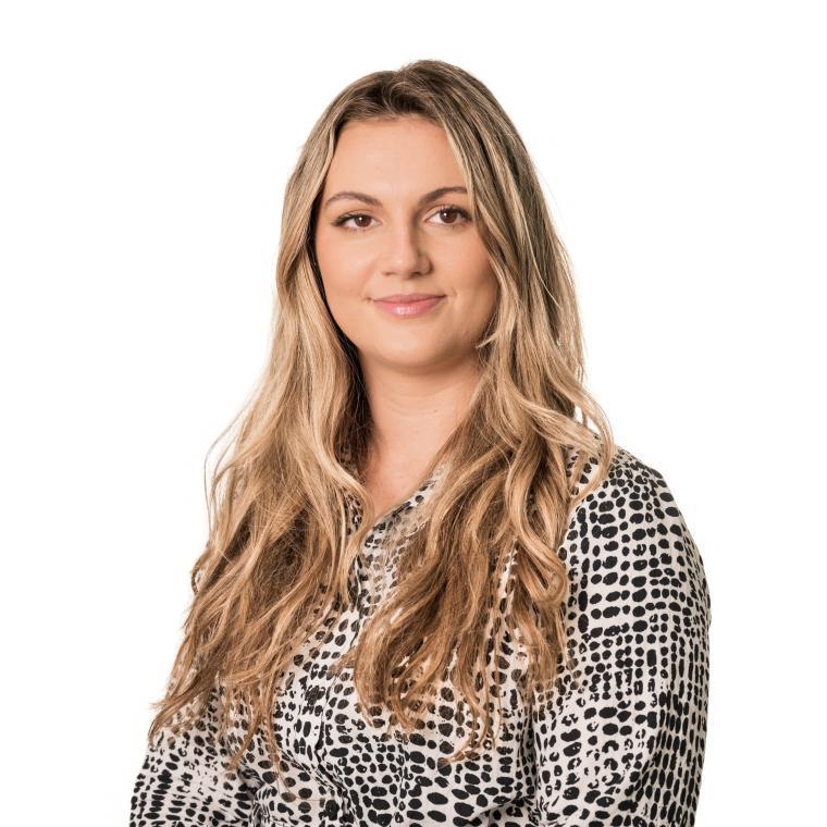 Photo of Jessica Harling