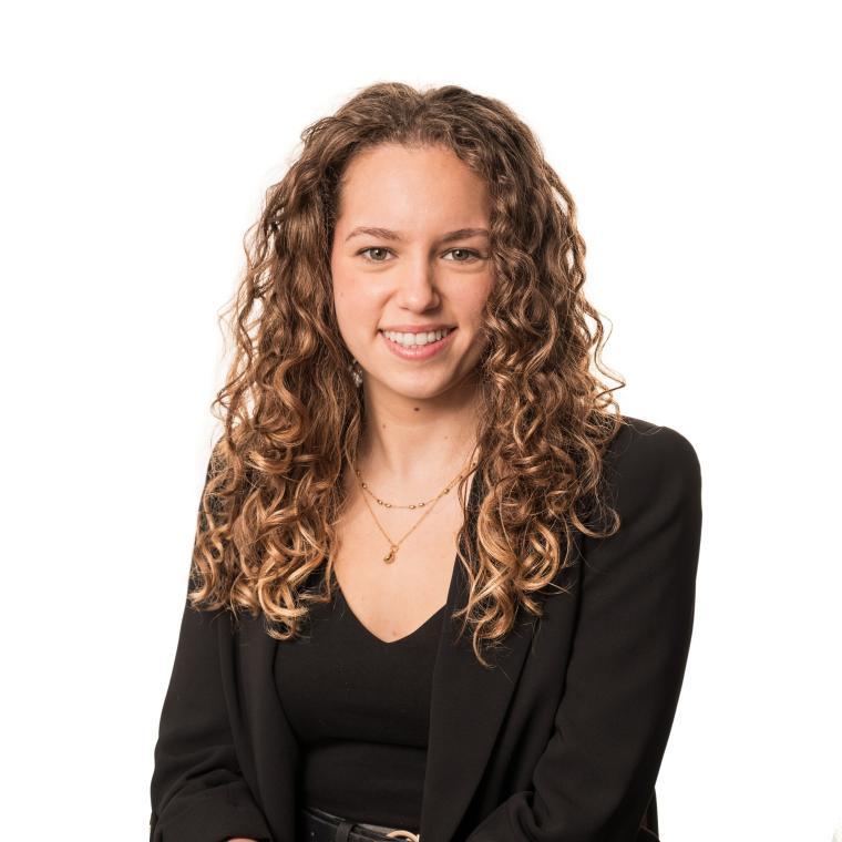 Photo of Mia Keizner